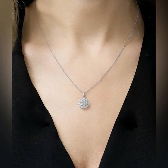 R.H. Macy & Co. Fine Jewelry Diamond Cluster 18” Pendant Necklace - Picture 3 of 6